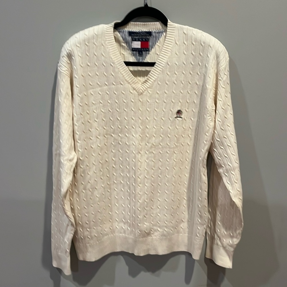 Tommy Hilfiger sweater